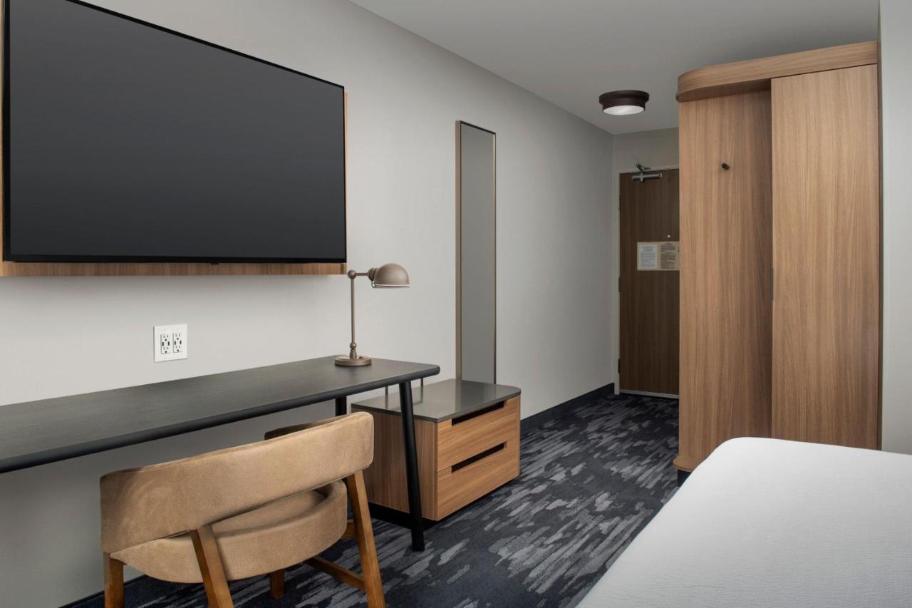 Fairfield Inn & Suites By Marriott Appleton Exterior photo